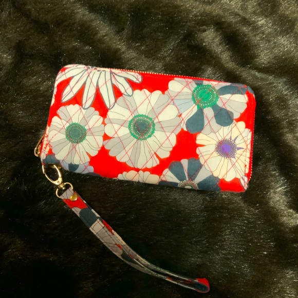 NWOT Belvah zip around wristlet / wallet Super cute!! - Picture 1 of 2